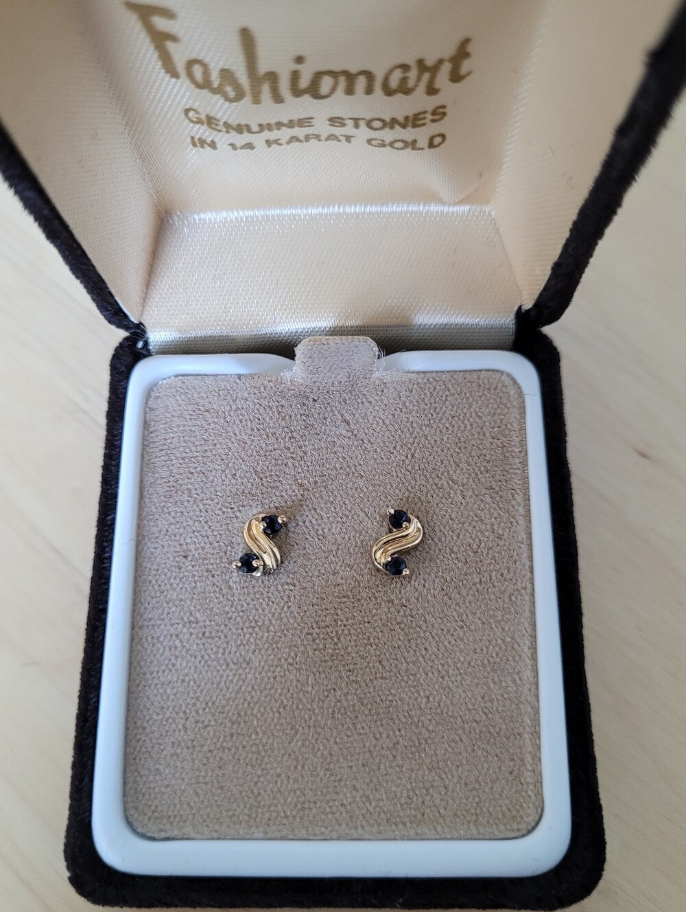 Vintage Sapphire/14k Yellow Gold Post Earrings